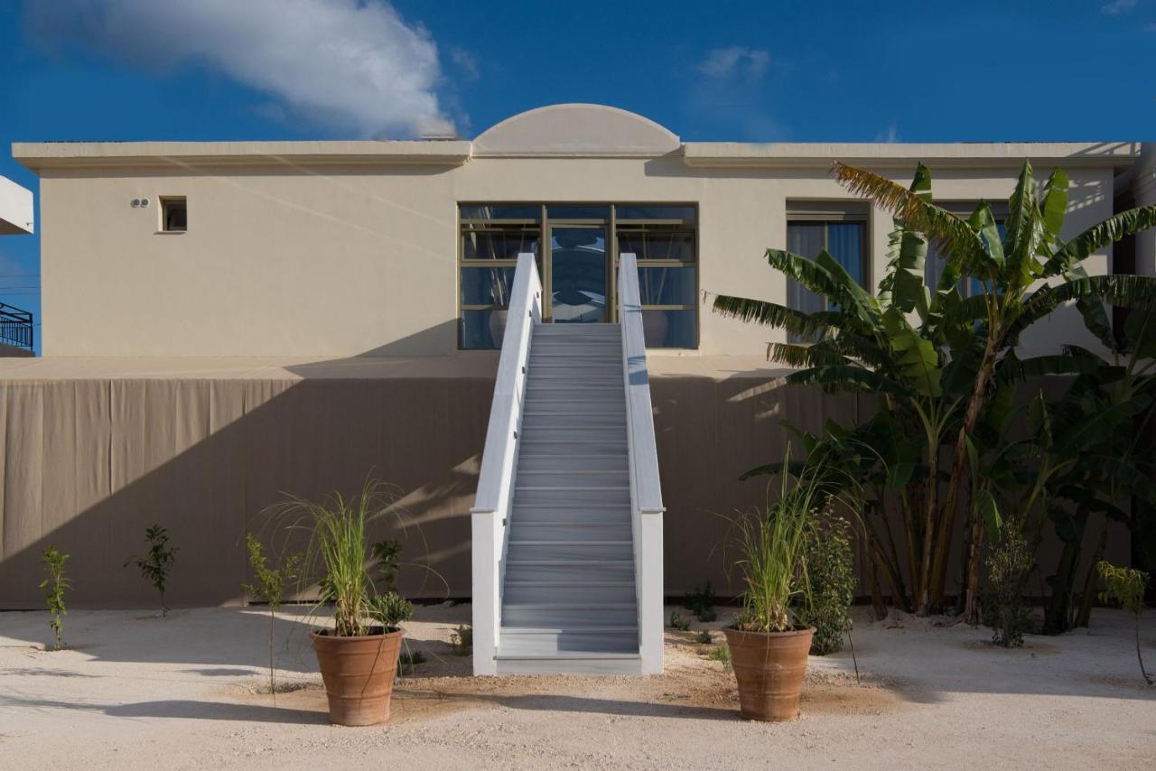 Lodge Modern Apartments, In Kalamaki Centre Exterior photo